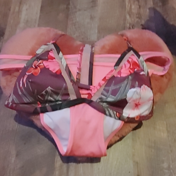 Victoria secret Pink Bikini - Picture 3 of 3